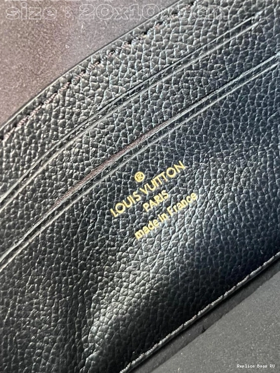 Cheap LOUIS On Wallet Lily VUITTON Chain 0813